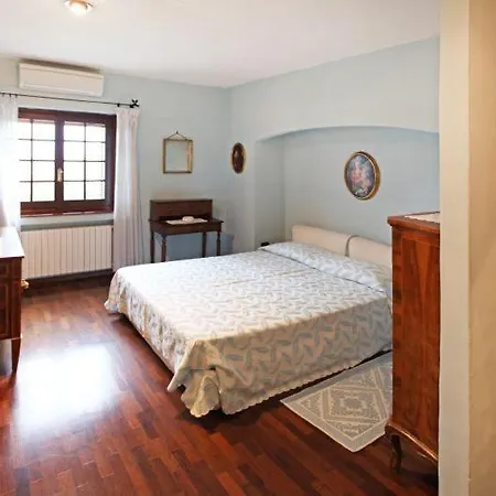 Villa Sleeps 14 Pool Air Con Wifi