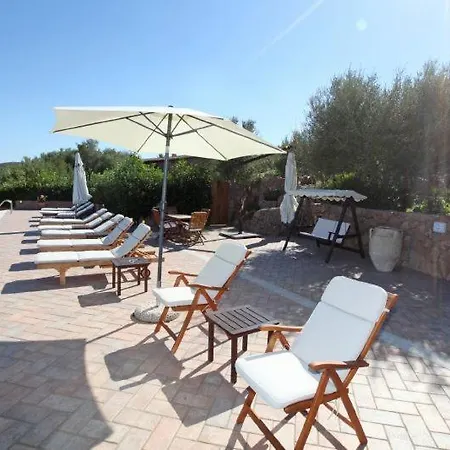 Sleeps 14 Pool Air Con Wifi * Olbia