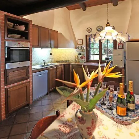 Sleeps 14 Pool Air Con Wifi Villa