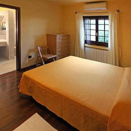 Sleeps 14 Pool Air Con Wifi *