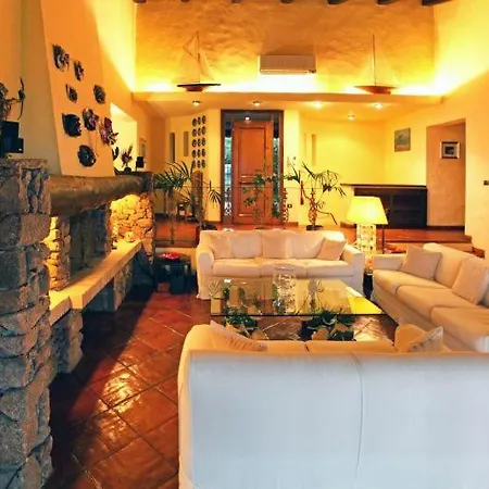 Villa Sleeps 14 Pool Air Con Wifi *